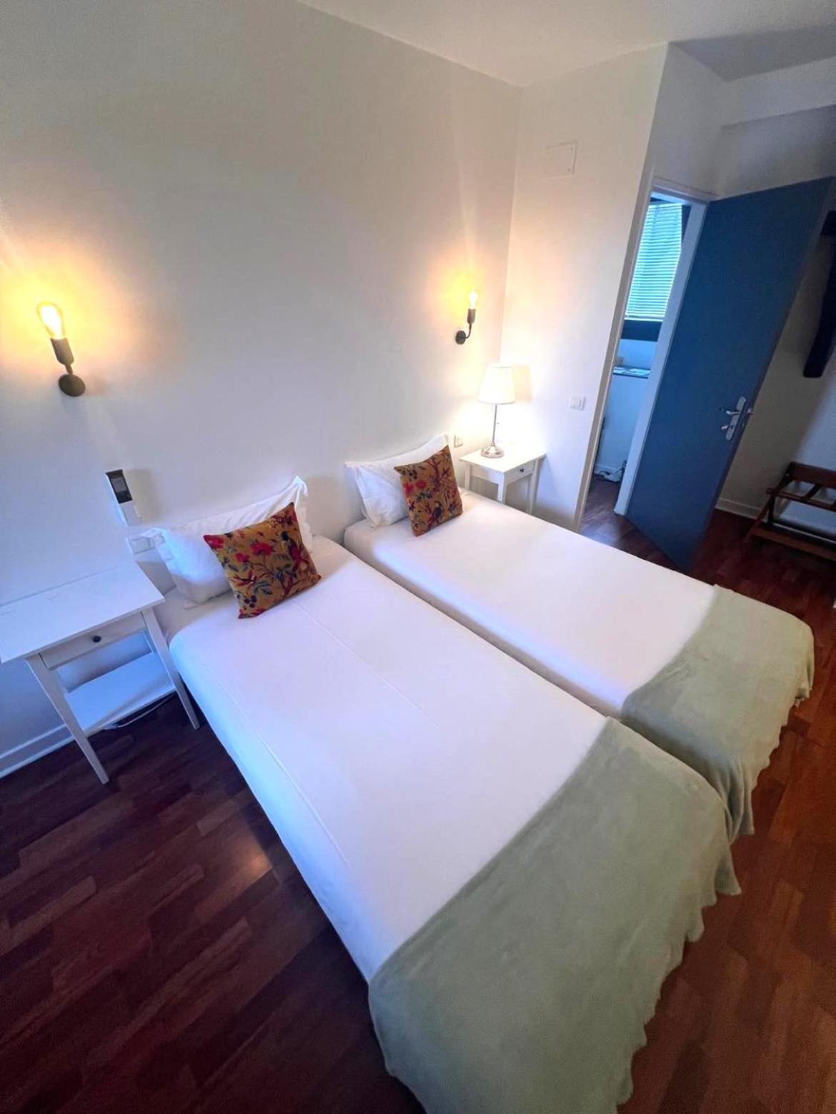 Hotel Les Vieilles Tours רוקמאדור מראה חיצוני תמונה